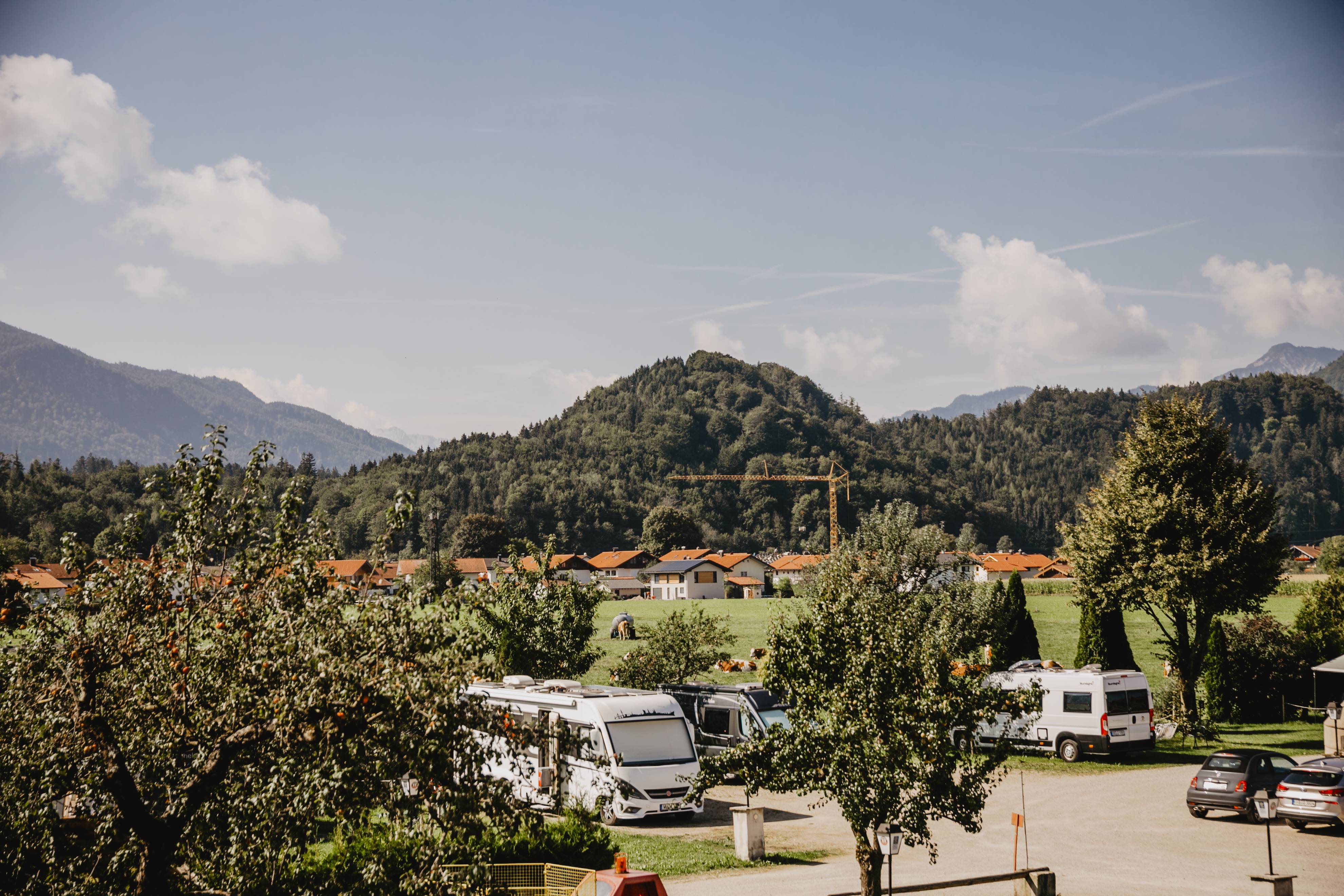 Ruhiger Wohnmobilstellplatz in malerischer Natur am Chiemsee