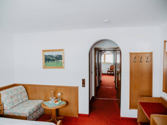 Rustikales gemütliches Hotelzimmer im Swisttal