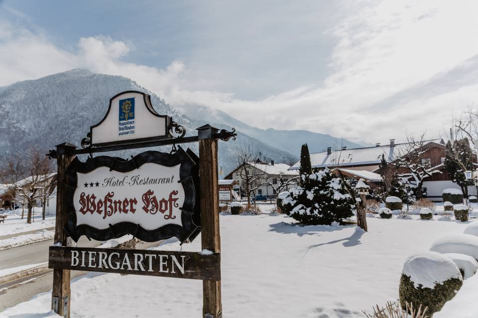 Arriving by train - Landhotel Weßner Hof